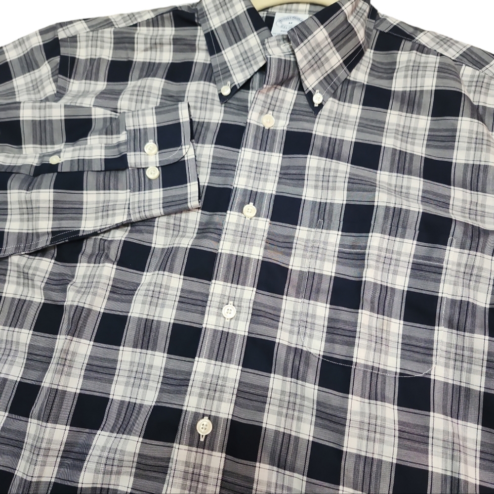 Brooks Brothers‎ Men's Regent Plaid Button-down Shirt size Medium